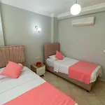 فيلة Sunset Club Aqualettings Oyster 5 *