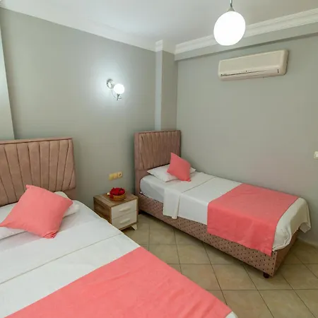 فيلة Sunset Club Aqualettings Oyster 5 *