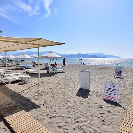 فيلة Sunset Club Aqualettings Oyster 5 *